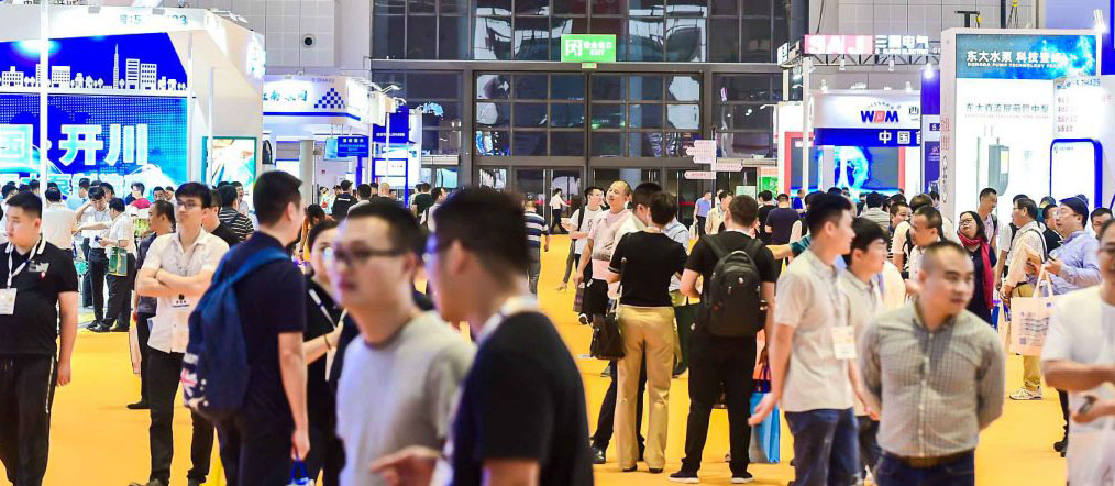 感恩有你，期待明年再聚！